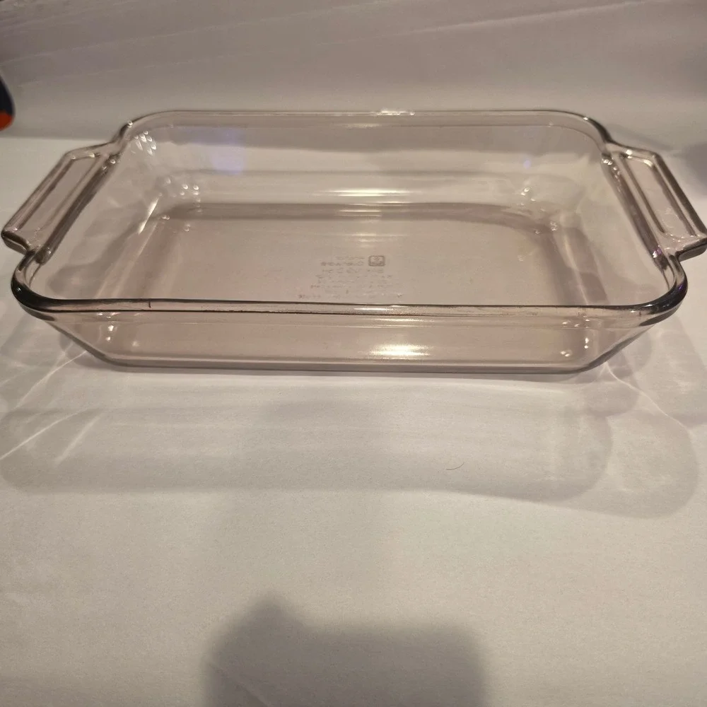 Anchor Hocking Mauve Pink Glass Baking Dish 2 Quart Rectangular Casserole